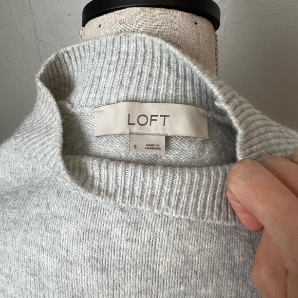 Loft mock turtleneck sweater size small - Picture 9 of 10
